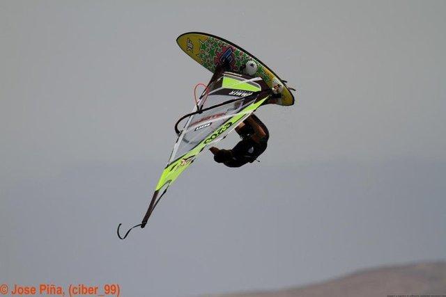 Pons 6 