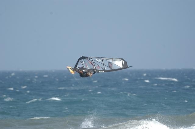 forward Pons 4